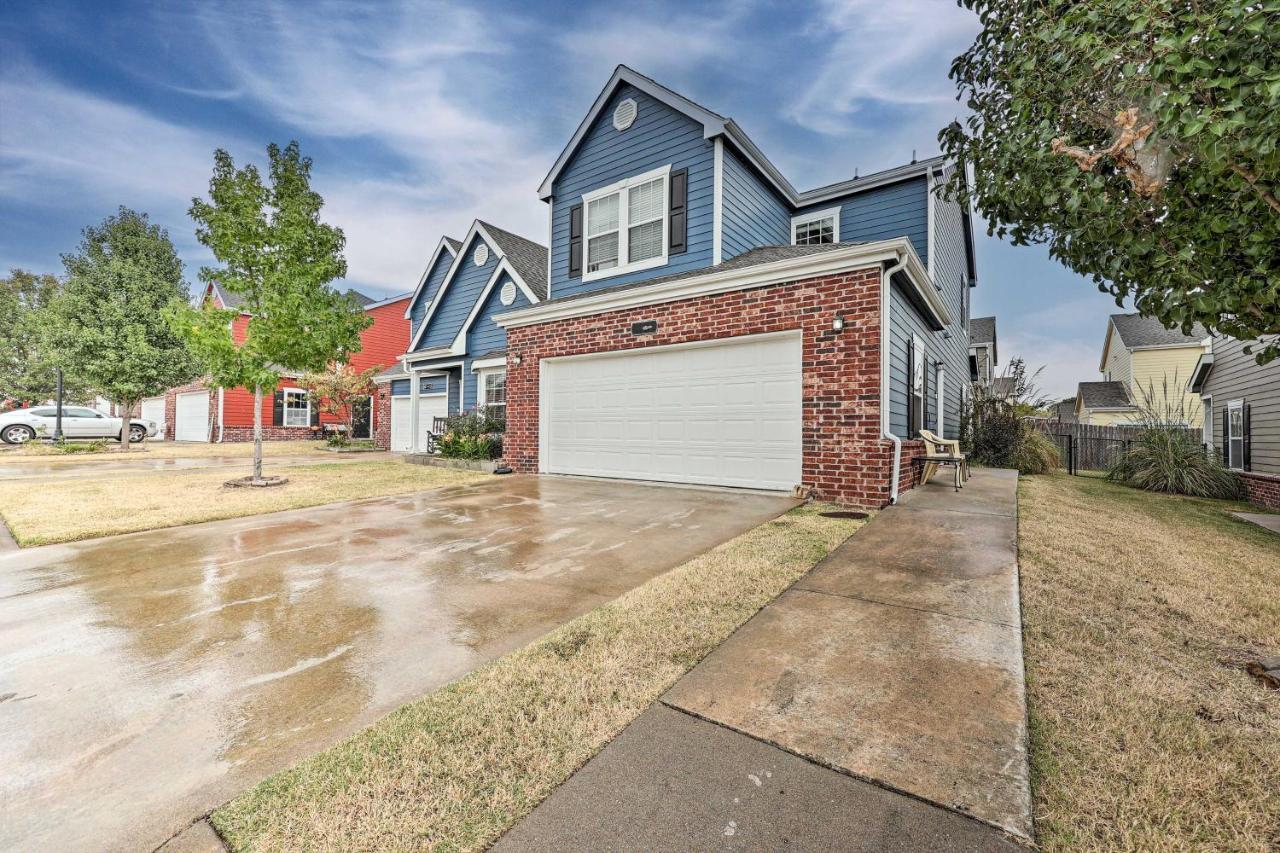 Inviting Afton Townhome With Hot Tub, Walk To Lake! Ngoại thất bức ảnh