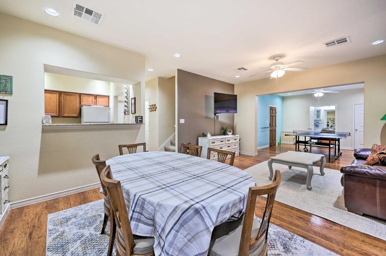 Inviting Afton Townhome With Hot Tub, Walk To Lake! Ngoại thất bức ảnh