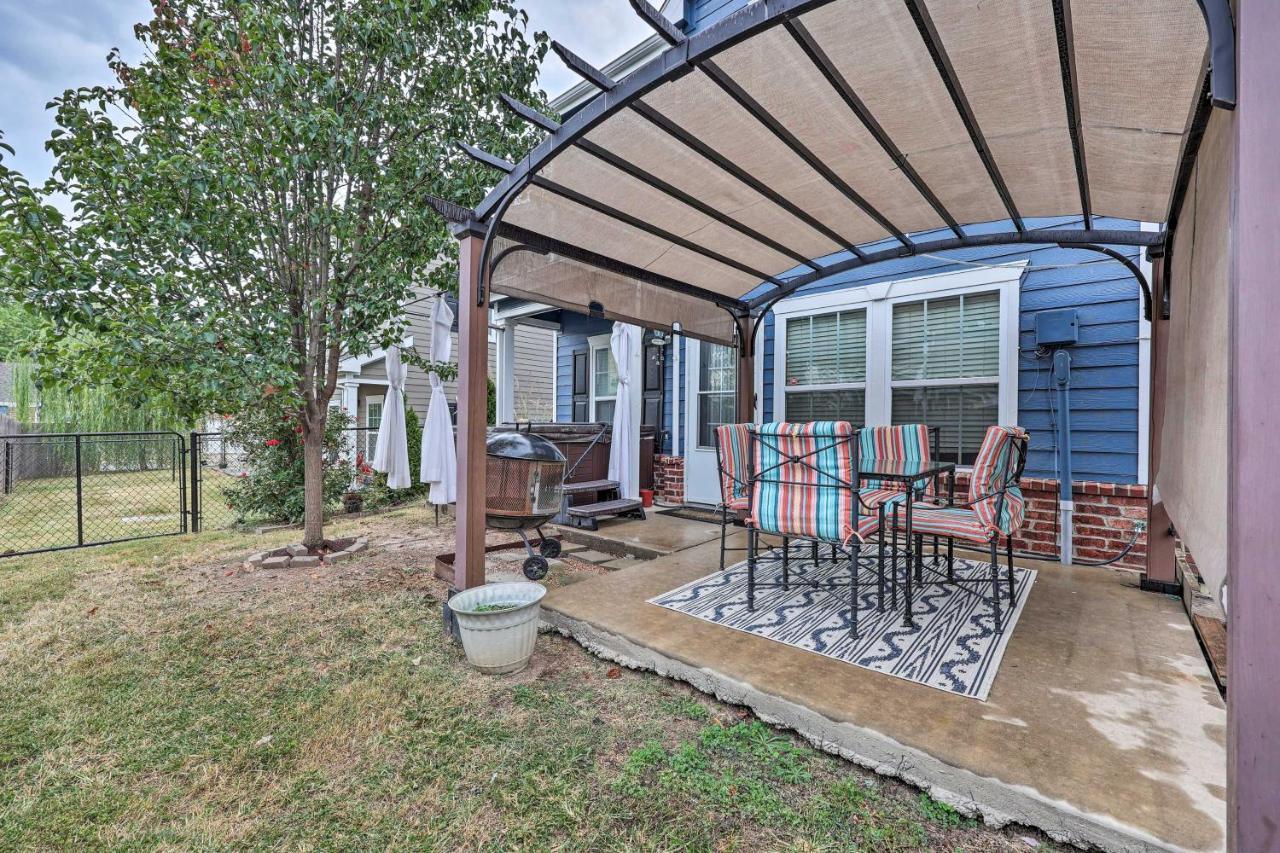 Inviting Afton Townhome With Hot Tub, Walk To Lake! Ngoại thất bức ảnh