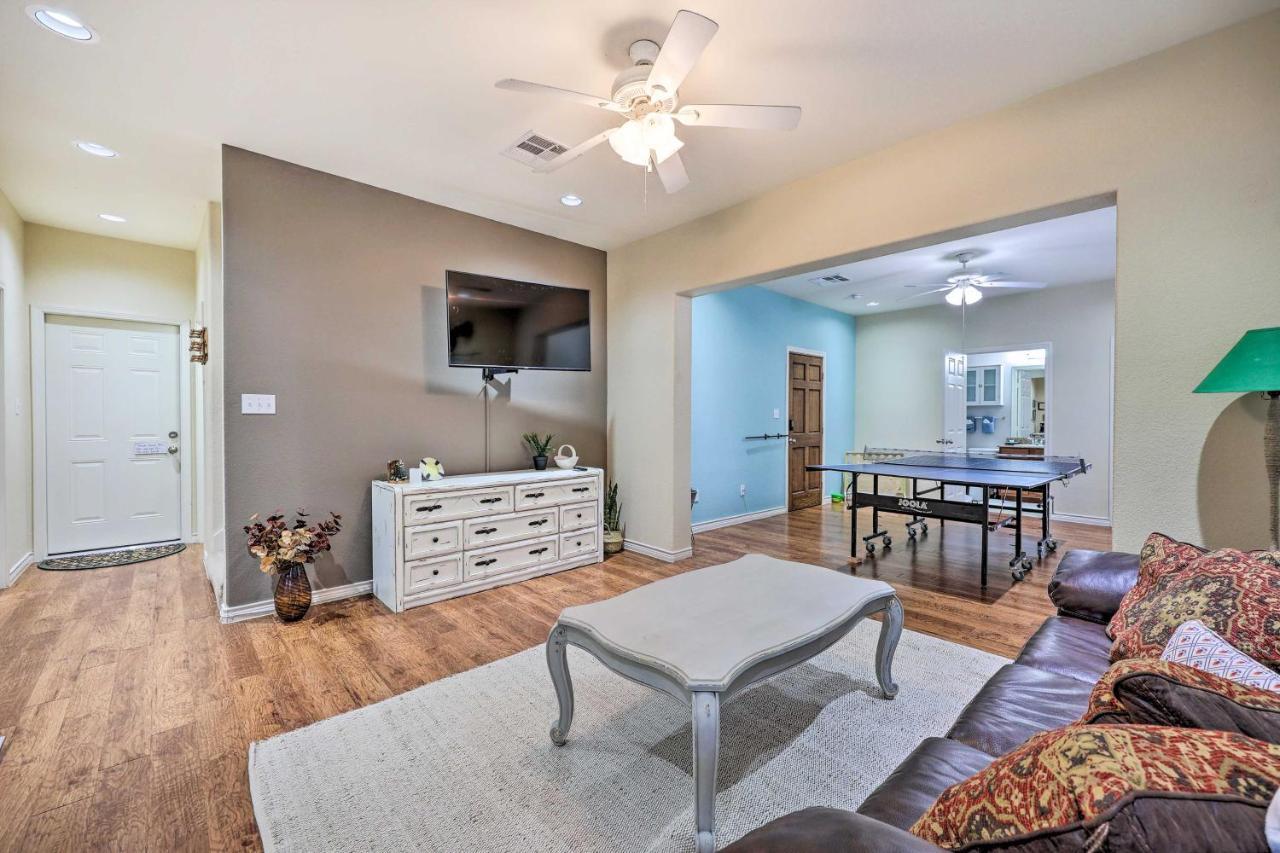 Inviting Afton Townhome With Hot Tub, Walk To Lake! Ngoại thất bức ảnh