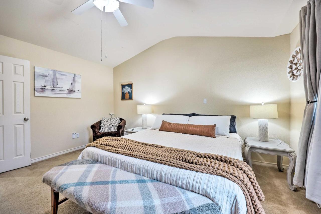 Inviting Afton Townhome With Hot Tub, Walk To Lake! Ngoại thất bức ảnh
