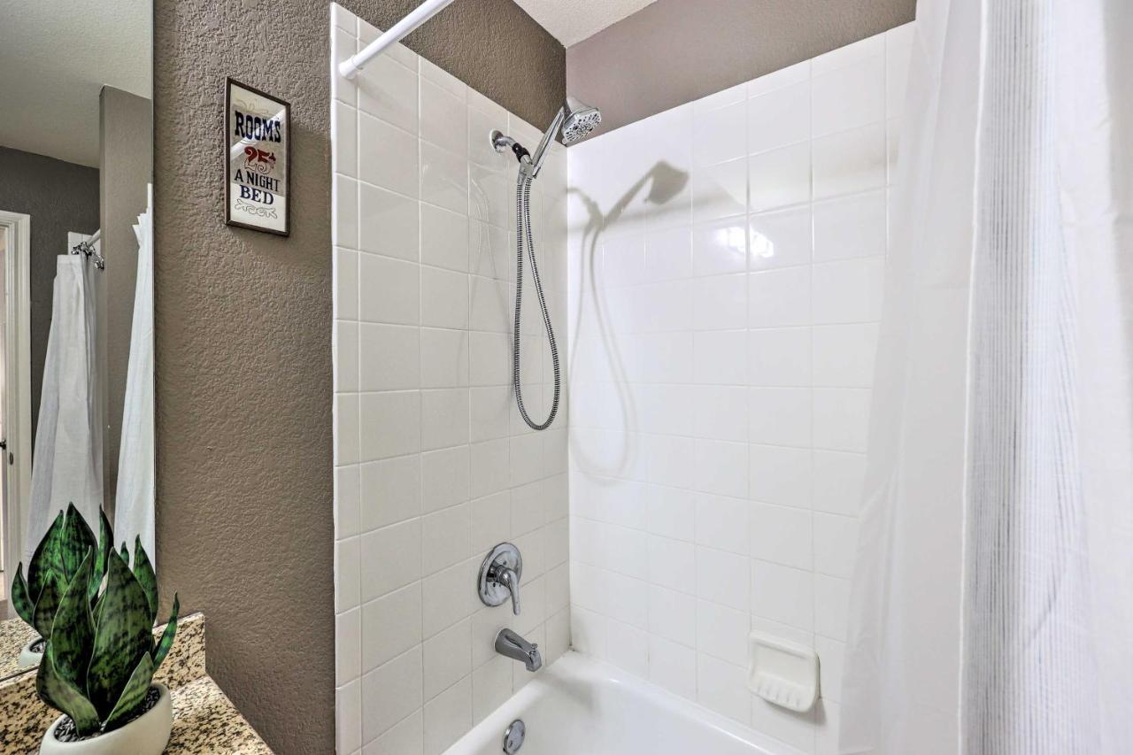 Inviting Afton Townhome With Hot Tub, Walk To Lake! Ngoại thất bức ảnh